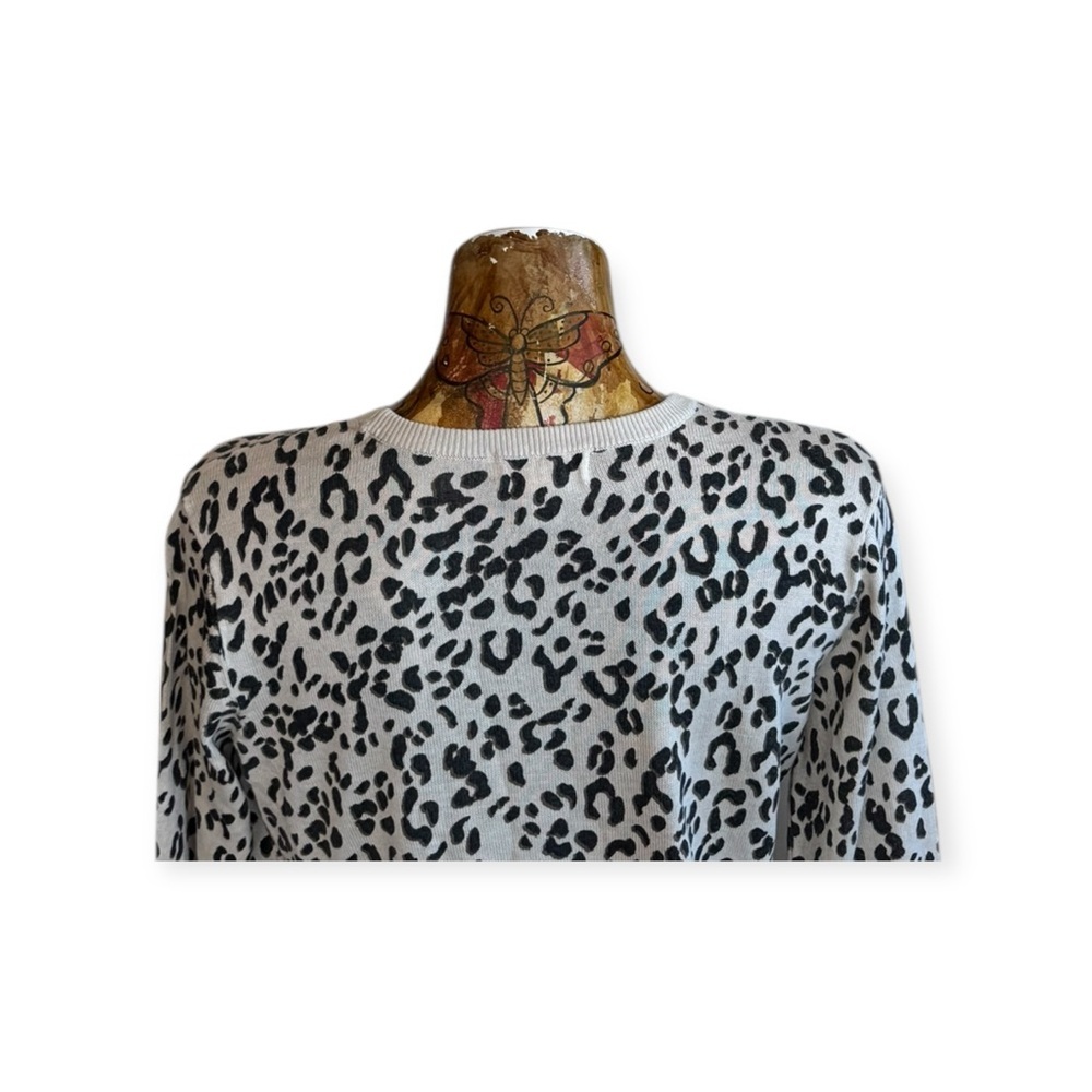 H&M L.O.G.G. top animal pattern cheetah small - Picture 5 of 12